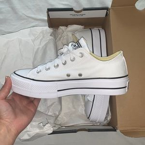 Platform converse in white